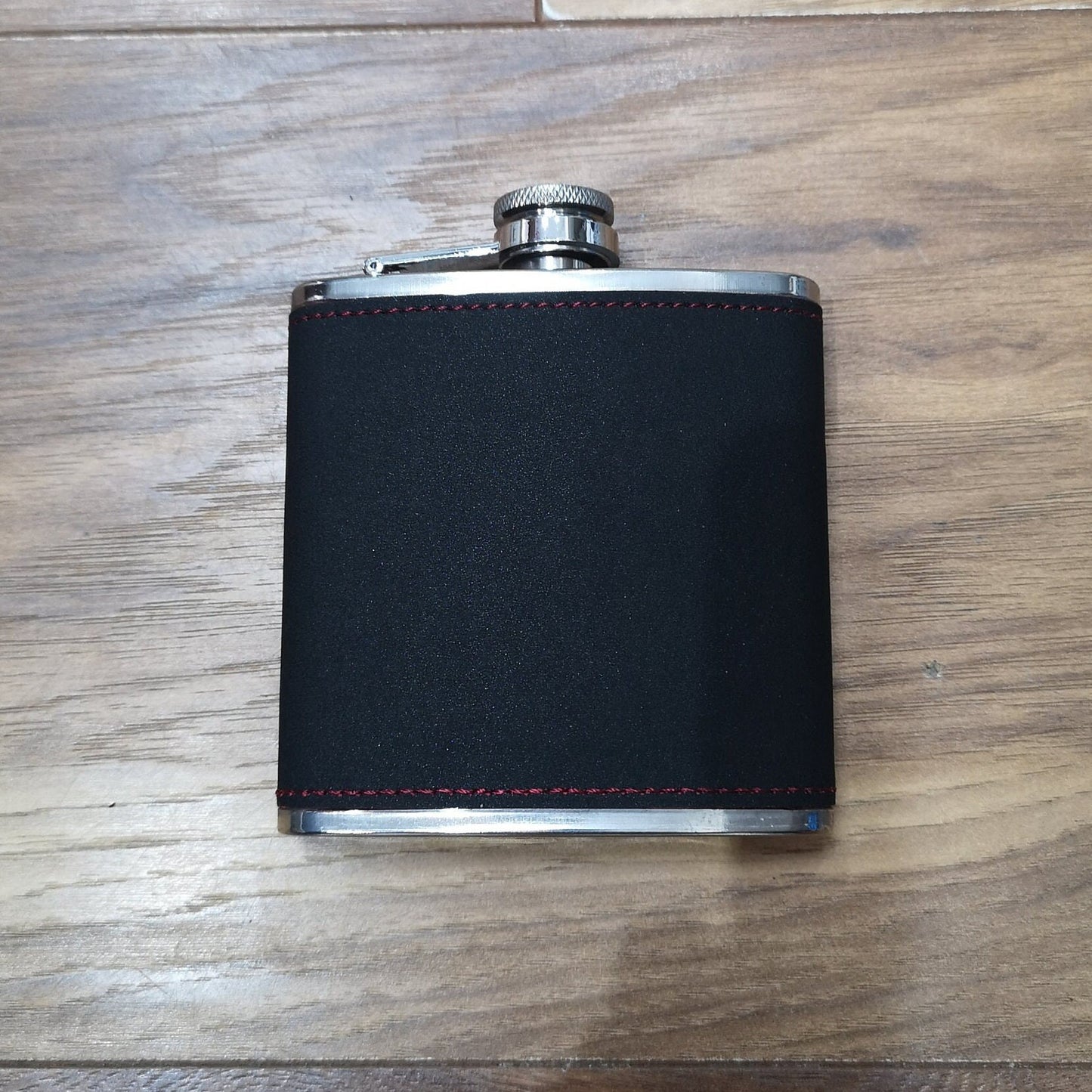 Personalised Engraved Leather 6oz Hip Flask - Multiple Colours Available